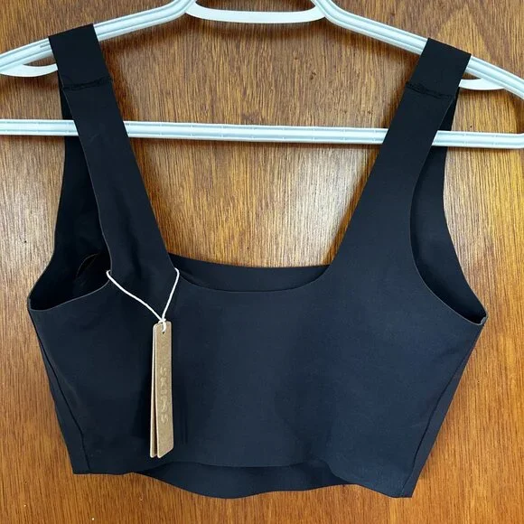SKIMS Naked Scoop Tank Bra - Onyx - Picture 5 of 5